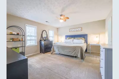 945 E Riverbend Drive SW, Lilburn, GA 30047 - Photo 21