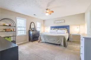 945 E Riverbend Dr SW, Lilburn, GA 30047 - Photo 21