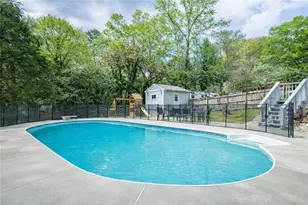 945 E Riverbend Dr SW, Lilburn, GA 30047 - Photo 5