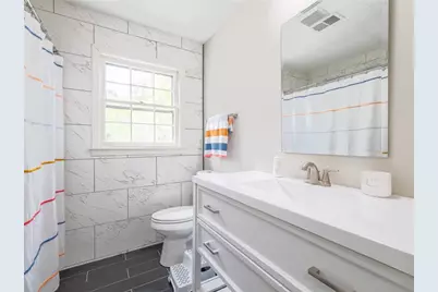 945 E Riverbend Drive SW, Lilburn, GA 30047 - Photo 23