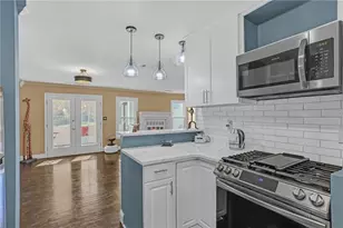 6315 Windsor Trace Dr, Peachtree Corners, GA 30092 - Photo 11