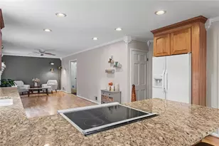 5513 N Peachtree Rd, Dunwoody, GA 30338 - Photo 17