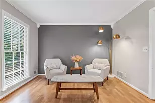 5513 N Peachtree Rd, Dunwoody, GA 30338 - Photo 21