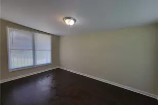 1597 Gilston Ct, Decatur, GA 30032 - Photo 9