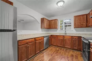 6114 Citico River Ln, Union City, GA 30291 - Photo 11