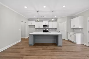 4862 White St, Sugar Hill, GA 30518 - Photo 9