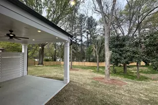 4862 White St, Sugar Hill, GA 30518 - Photo 7