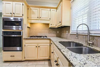 1015 Presidents Lane, Lawrenceville, GA 30043 - Photo 15