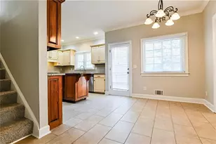 1015 Presidents Ln, Lawrenceville, GA 30043 - Photo 13