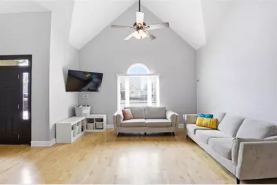 805 Meadowsong Circle, Lawrenceville, GA 30043 - Photo 5