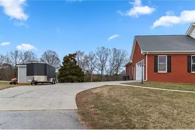 2984 Berry Road, Loganville, GA 30052 - Photo 5