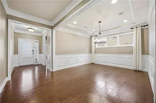 2002 Blossom Hill Dr, Roswell, GA 30076 - Photo 3