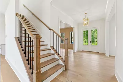 9155 Greenway Court, Gainesville, GA 30506 - Photo 5