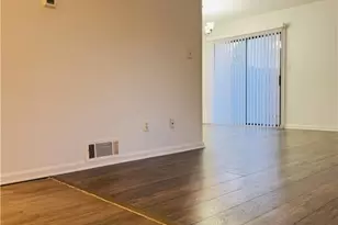 3759 Mulkey Cir SW, Marietta, GA 30008 - Photo 3