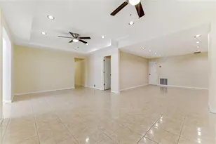 2646 Courtland Park Cir, Marietta, GA 30068 - Photo 7