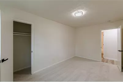 7498 Helms Court, Jonesboro, GA 30236 - Photo 17