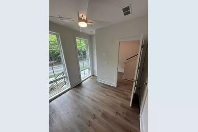 990 Bibbs Circle NW #32, Atlanta, GA 30318 - Photo 11