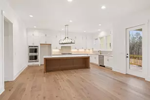 9150 Greenway Ct, Gainesville, GA 30506 - Photo 5