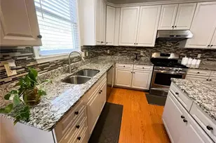 585 Golden Meadows Ln, Suwanee, GA 30024 - Photo 17