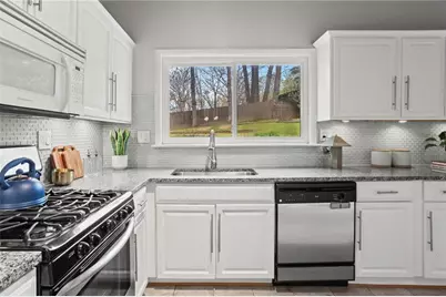 1696 Wawona Terrace NE, Brookhaven, GA 30319 - Photo 9