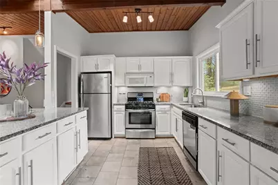 1696 Wawona Terrace NE, Brookhaven, GA 30319 - Photo 11