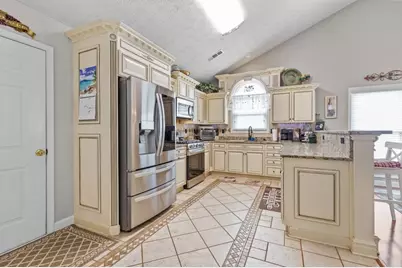 5780 Newberry Point Drive, Flowery Branch, GA 30542 - Photo 19