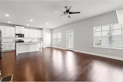 156 Adams Circle NE, Marietta, GA 30060 - Photo 5