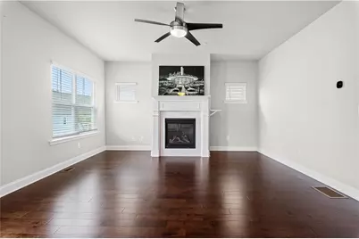 156 Adams Circle NE, Marietta, GA 30060 - Photo 9