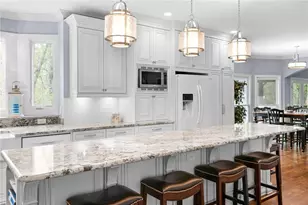 2550 Ridgehurst Dr, Buford, GA 30518 - Photo 9