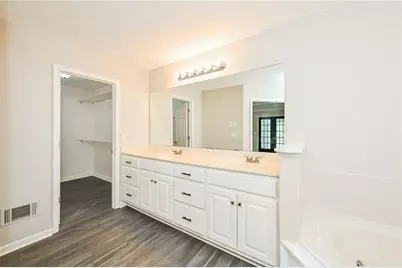 902 Hickory Nut Lane, Lawrenceville, GA 30043 - Photo 19