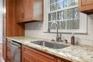 2859 Creek Ct SW, Marietta, GA 30008 - Photo 17