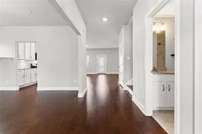 156 Adams Circle NE, Marietta, GA 30060 - Photo 3