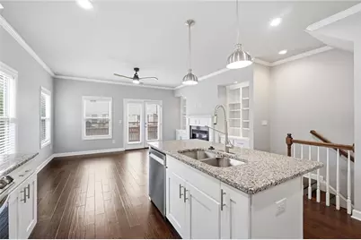 7375 Glisten Avenue, Atlanta, GA 30328 - Photo 11