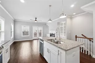 7375 Glisten Ave, Atlanta, GA 30328 - Photo 11