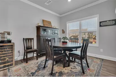 7129 Birch View Court, Flowery Branch, GA 30542 - Photo 9