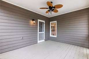 1390 Benjamin Pl, Lawrenceville, GA 30043 - Photo 31