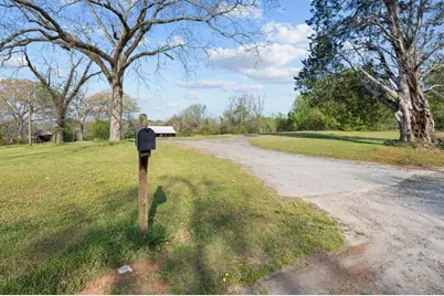 5745 Northcutt Road, Fairburn, GA 30213 - Photo 11