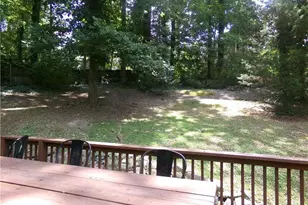 1857 Fern Creek Ln NE, Atlanta, GA 30329 - Photo 15