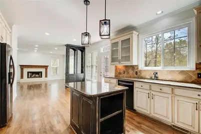 4910 Red Robin Ridge, Johns Creek, GA 30022 - Photo 9