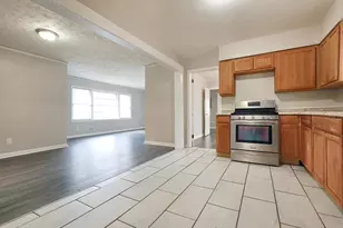 2576 Wood Valley Dr, East Point, GA 30344 - Photo 11