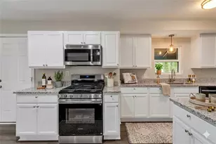 5521 E Wind Dr SW, Lilburn, GA 30047 - Photo 15