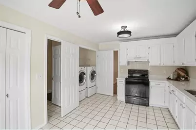 2600 Holcomb Springs Drive, Alpharetta, GA 30022 - Photo 7