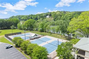 9335 Huntcliff Trce, Atlanta, GA 30350 - Photo 103
