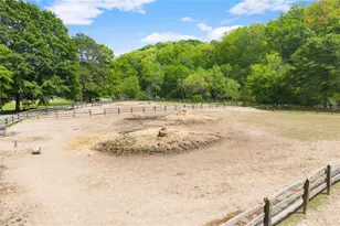 9335 Huntcliff Trce, Atlanta, GA 30350 - Photo 107