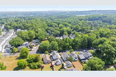 2038 Spink Street NW, Atlanta, GA 30318 - Photo 29