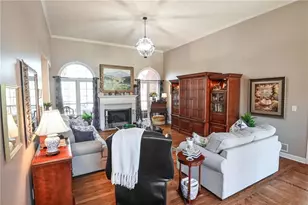 909 Old Barker Pl, Loganville, GA 30052 - Photo 9