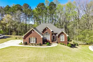 909 Old Barker Pl, Loganville, GA 30052 - Photo 1