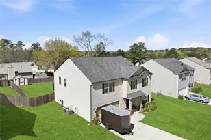 1419 Cragston Dr, Winder, GA 30680 - Photo 5