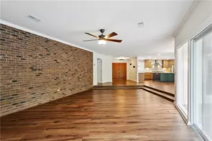 331 Ridgewater Dr, Marietta, GA 30068 - Photo 15