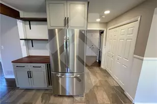 9935 La View Cir, Roswell, GA 30075 - Photo 13